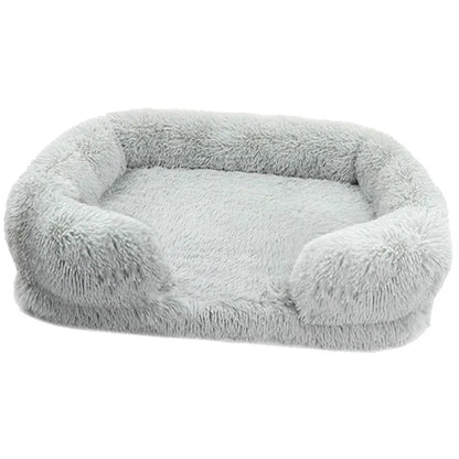 Grand lit pour chien en peluche